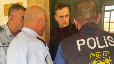 ailesinin televizyonunu caldi rUWGRnZD