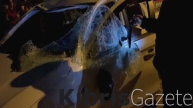Avcılar’da park halindeki araçlara çarpan otomobil yan yattı 3 avcilarda park halindeki araclara carpan otomobil yan yatti QDbpQcAC