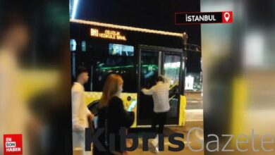 bakirkoyde indirildigi otobuse tekme atti taksinin de camlarini kirdi zNTAJyVt
