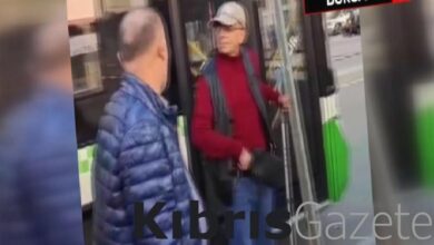 bursada bir halk otobusu soforu cok konusuyorsunuz diyerek yolculari indirdi 9ktOTxx6