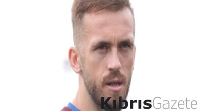 edin visca kendi performansimdan cok mutlu degilim HuNlVdaF