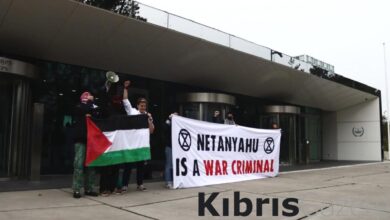 Hollanda'da İsrail karşıtı protesto: Netanyahu bir savaş suçlusu 1 hollandada israil karsiti protesto netanyahu bir savas suclusu g6YOaqKk