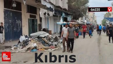 israil saldirilarinda yerle bir olan gazzede halk urunlerini tezgahlarda satiyor LXWhQwND