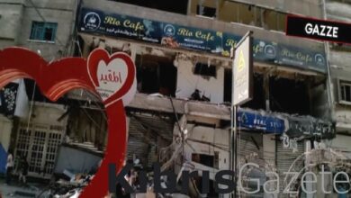 israilin saldirisinda 11 kisiye mezar olan kafedeki yikim goruntulendi kaFMn82N