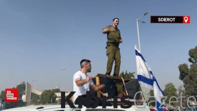 İsrailliler, Gazze’deki katliamın gölgesinde askerlerle dans etti 5 israilliler gazzedeki katliamin golgesinde askerlerle dans etti LusAdFye