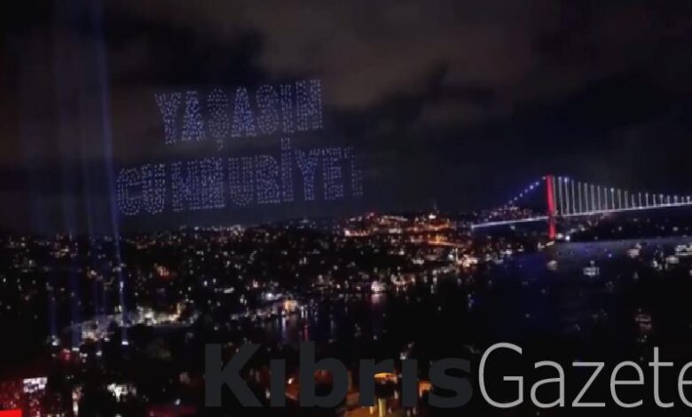 istanbul bogazinda drone gosterisi immebVyl