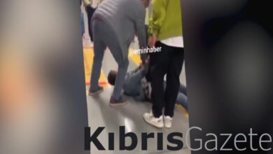 İstanbul'da metroya asılan Türk bayraklarını söken şüpheli tutuklandı 2 istanbulda metroya asilan turk bayraklarini soken supheli tutuklandi WA3pfsxJ