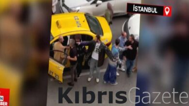 istanbulun trafigindeki taksicilerin kavgasi kamerada 8g3gbN7O