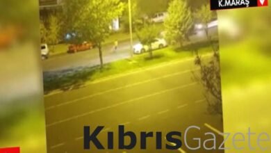Kahramanmaraş’ta arabalara saldırıp trafiği tehlikeye soktu 4 kahramanmarasta arabalara saldirip trafigi tehlikeye soktu FCEWKY4g