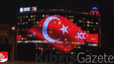 katarda binalar turk bayragi renkleriyle aydinlatildi 6F4VyRY1