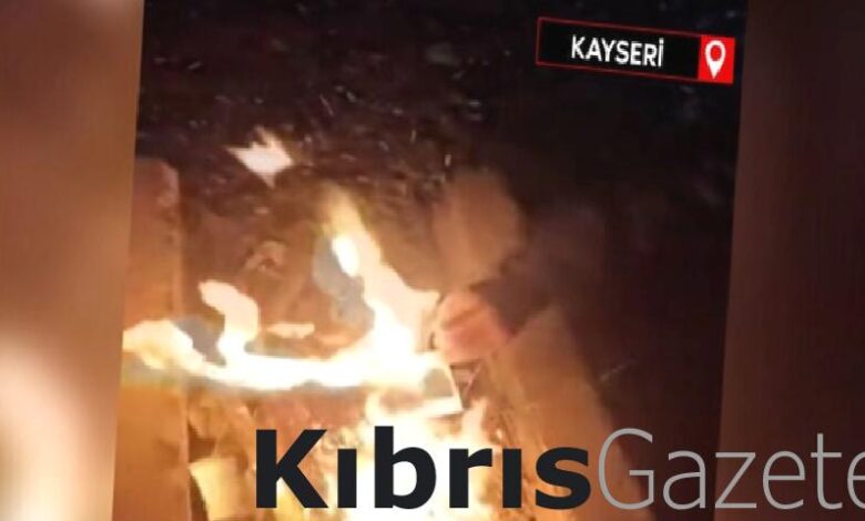 kayseride ataturke cirkin saldirida 3 liseli fotografini yakti xmx2xQil