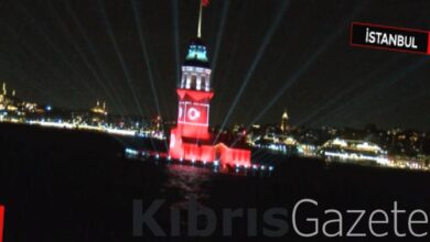 Kız Kulesi'ne Türk Bayrağı yansıtıldı 7 kiz kulesine turk bayragi yansitildi CxwJKOIz