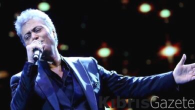 Orhan Gencebay'a hakaret eden kişiyi darp eden Cengiz Kurtoğlu'nun cezası beli oldu 3 orhan gencebaya hakaret eden kisiyi darp eden cengiz kurtoglunun cezasi beli oldu fJBDcdOU