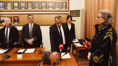 yargicliga atanan evren mursel ve izzet erkanlilar bugun sabah duzenlenen torenle yemin etti yt4cheWT