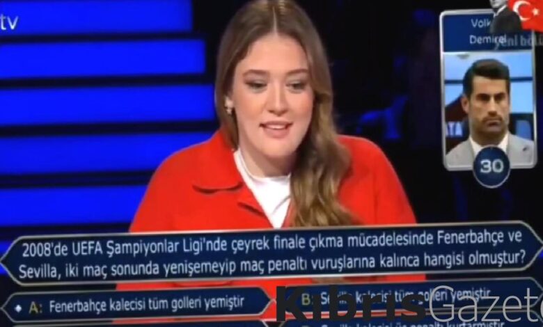 Zehra Güneş'e Milyoner'de Fenerbahçe sorusu! Joker olarak Volkan Demirel'i aradı 1 zehra gunese milyonerde fenerbahce sorusu joker olarak volkan demireli aradi Ct3WKeyI