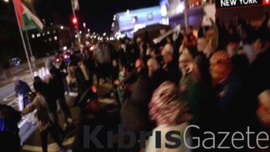 ABD'de yüzlerce kişi İsrail'in Filistin'e yönelik saldırılarını protesto etti 3 abdde yuzlerce kisi israilin filistine yonelik saldirilarini protesto etti AbeIcRmi