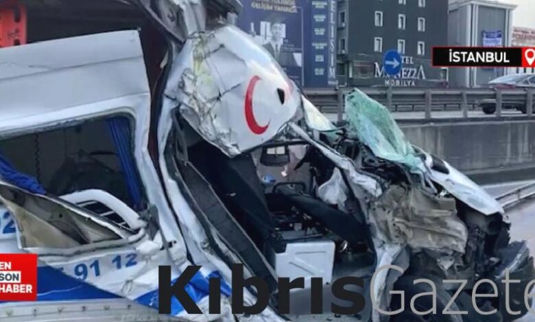 avcilarda iett otobusunun karistigi zincirleme kazada 2 kisi yaralandi keSmZGLk