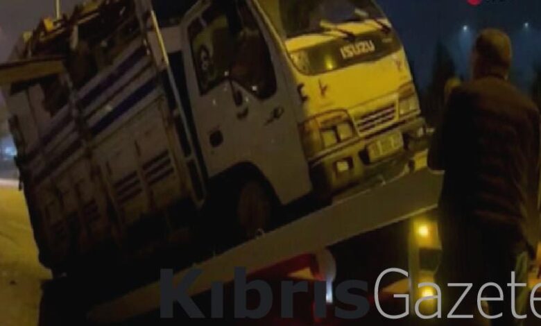 bursada lastigi patlayan kamyonet devrildi n2h6NDjg