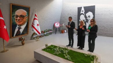 CHP Genel Başkanı Özel’den Denktaş ile Küçük’ün kabirlerine ziyaret 7 chp genel baskani ozelden denktas ile kucukun kabirlerine ziyaret XwJJqxMk