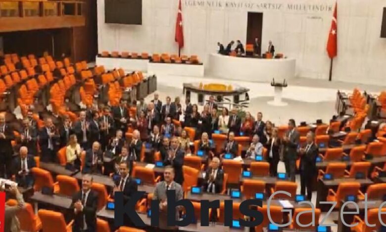 chpnin tbmmdeki oturma eylemi basladi umQbnqxe