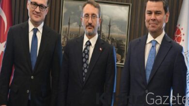 cumhurbaskanligi iletisim baskani altun ozbekistan enformasyon heyetiyle gorustu vYWRDVVn