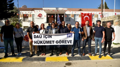 DAÜ-SEN, Meclis önünde eylem yaptı 6 dau sen meclis onunde eylem yapti tQkqMxYZ