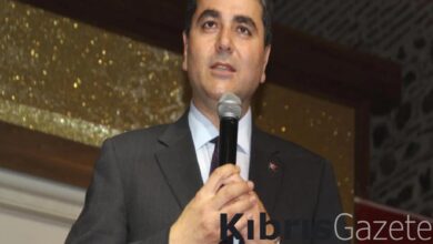 demokrat parti lideri gultekin uysaldan turkiyede siyasal sistem elestirisi 2QJYLYX7