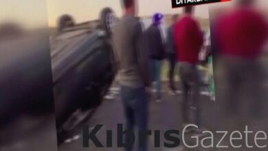 diyarbakirda surucusunun kontrolunden cikan otomobil takla atti b6i7PsQN