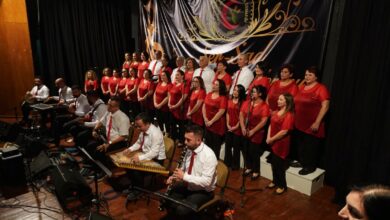 eglence dolu konser 5YLUhU1l