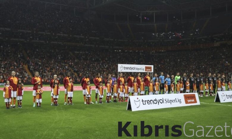 Galatasaray'da endişe! Manchester United maçı öncesinde zeminde sorun yaşandı 1 galatasarayda endise manchester united maci oncesinde zeminde sorun yasandi qEkcVmgZ