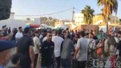 gazzede akaryakit krizi cesetler at arabasiyla tasiniyor VTK95O8r