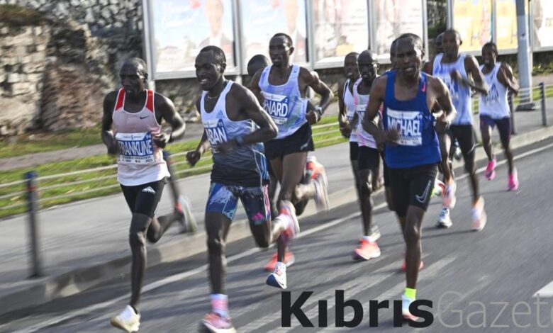 İstanbul Maratonu'nun kazananları belli oldu 1 istanbul maratonunun kazananlari belli oldu hi9wb14G