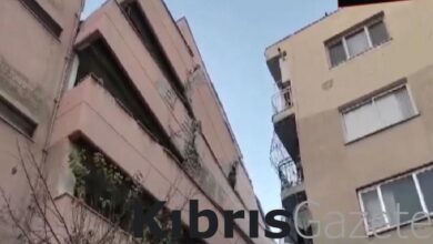 izmirde yikilan bina yan yatti etrafindaki binalar bosaltildi 4eCC1MbL