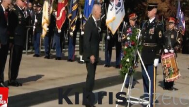 joe biden bir kez daha ne yapacagini unuttu K8h5BpAS