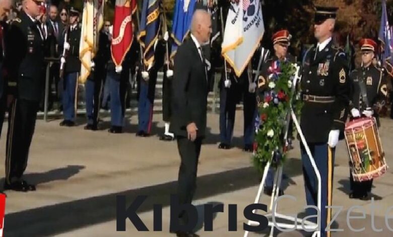 joe biden bir kez daha ne yapacagini unuttu K8h5BpAS