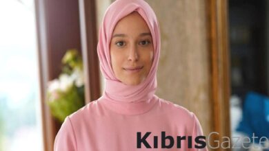 Kızılcık Şerbeti'nin masum Mihri'si incecik beliyle mest etti! "Bu fizik şaka mı" 1 kizilcik serbetinin masum mihrisi incecik beliyle mest etti bu fizik saka mi gJcsxJBG