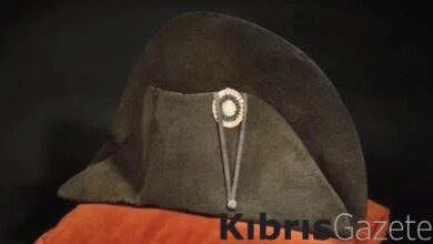 Napolyon'un şapkası 1,9 milyon euroya alıcı buldu 2 napolyonun sapkasi 19 milyon euroya alici buldu PyxAPnHk