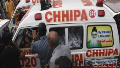 pakistanda alisveris merkezinde yangin can kayiplari yasandi SdFYEHSl