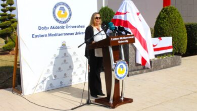 rauf raif denktasin bustu daude torenle acildi EQsWRrzA