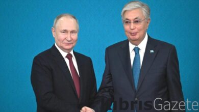 rusca gelenegini bozan kazakistan cumhurbaskani putini ve heyetini sasirtti S6OBxUeg