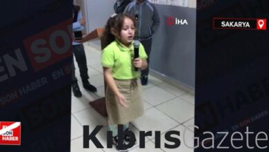 sakaryada ataturk siiri okurken aglayan ogrenci qGYT7TVy