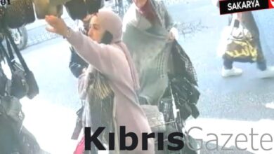 Sakarya'da yaşlı kadın, saniyeler içinde çantayı böyle çaldı 7 sakaryada yasli kadin saniyeler icinde cantayi boyle caldi Vb9bkRzZ