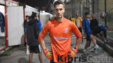 takim bulamayan amator kaleci ucret karsiligi hali saha maclarina cikiyor a9nIWTcb