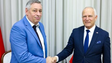 TÖRE, ALMAN VEKİL GEUKING’İ KABUL ETTİ 8 tore alman vekil geukingi kabul etti UFTIzcgx
