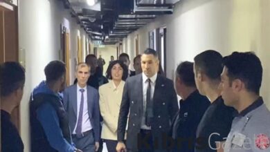 Tutuklanan Bahar ve Nihal Candan kardeşler hüngür hüngür ağladı 2 tutuklanan bahar ve nihal candan kardesler hungur hungur agladi dnvbwSBr