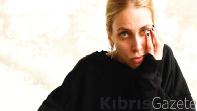 uraz kaygilaroglunun eski esi melis isiten erkek olsam kendimle sevgili olurdum M881IpFT