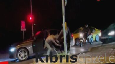 uskudarda yumruk yumruga kavga kamerada MDsV7Pvc