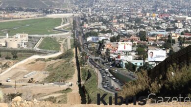 abd ve meksika sinir gecislerinin acik tutulmasi konusunda anlasti DSQr6k8g