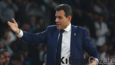 Dimitris Itoudis tribün olaylarına tepki gösterdi 9 dimitris itoudis tribun olaylarina tepki gosterdi rUqiXhNU