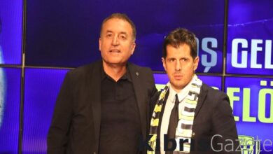 emre belozoglu baskanimiz faruk koca cok degerli ve onemli bir insan YUzWyemE